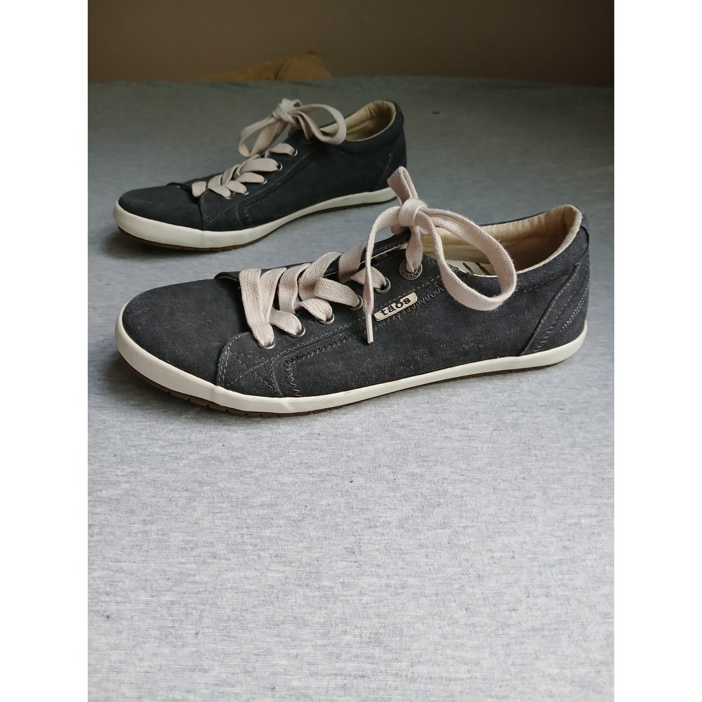 Taos Shoes Womens 9 / EU 40 Star Sneakers Canvas Comfort Grey Everyday